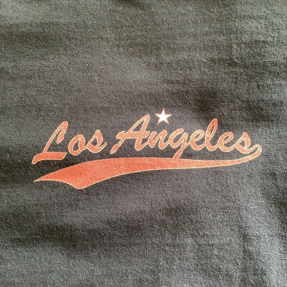 Brandy Melville Los Angeles Cropped T-Shirt - Picture 3 of 4